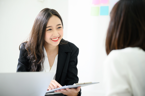 チャットレディは札幌だとどこから応募すると良いの？アルバイトみたくタウンワークから？